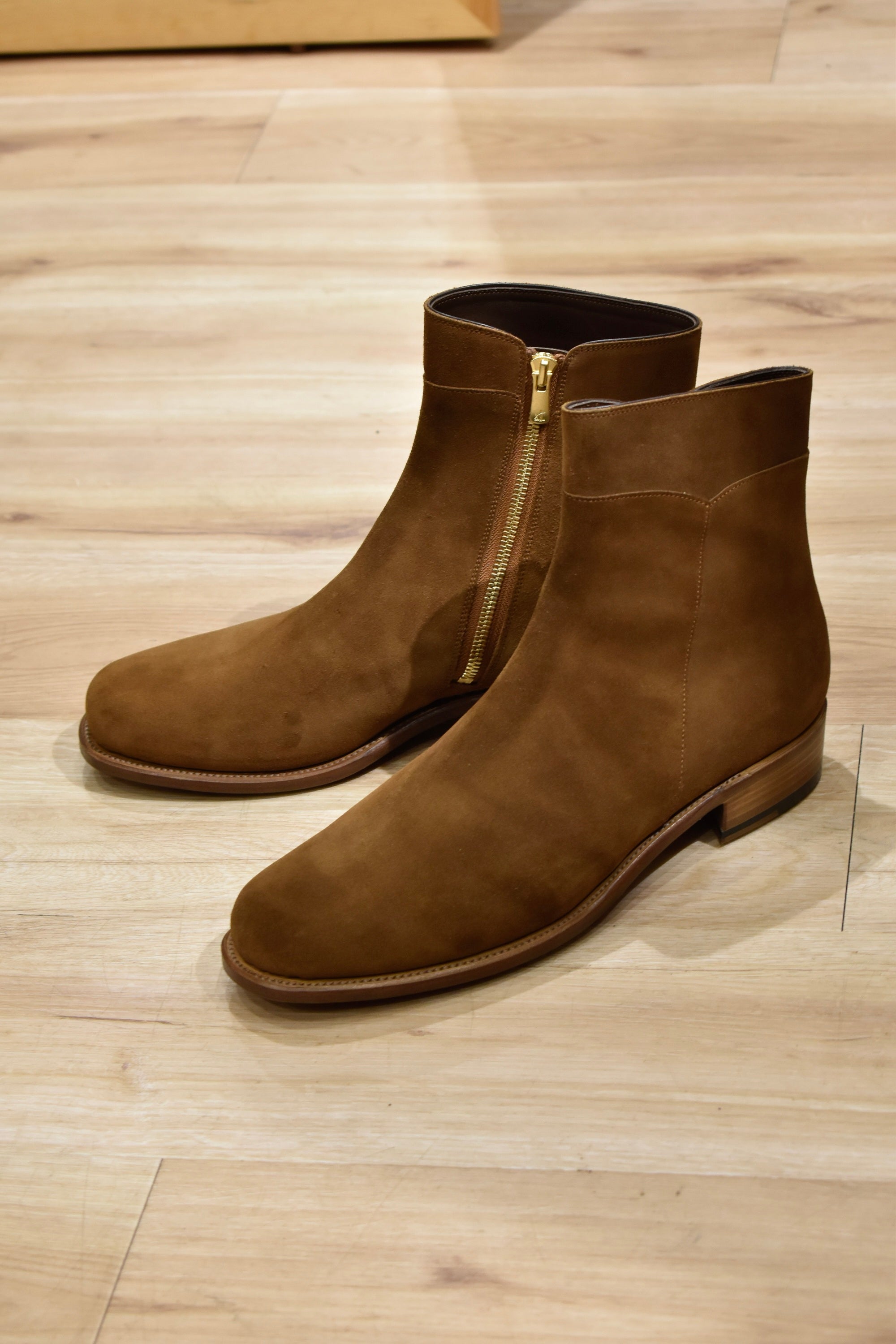 Side Zip Boots / Post Production