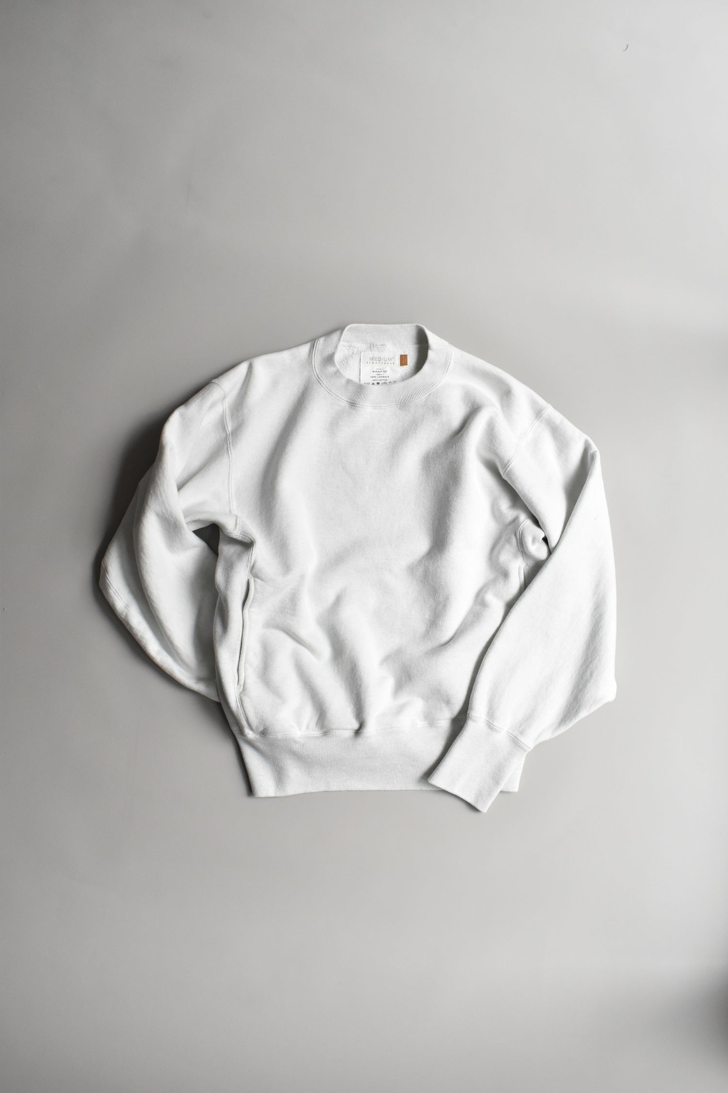 MEDIUM SPORTSWEAR [Men/Ladies] – Auba Jaconelli